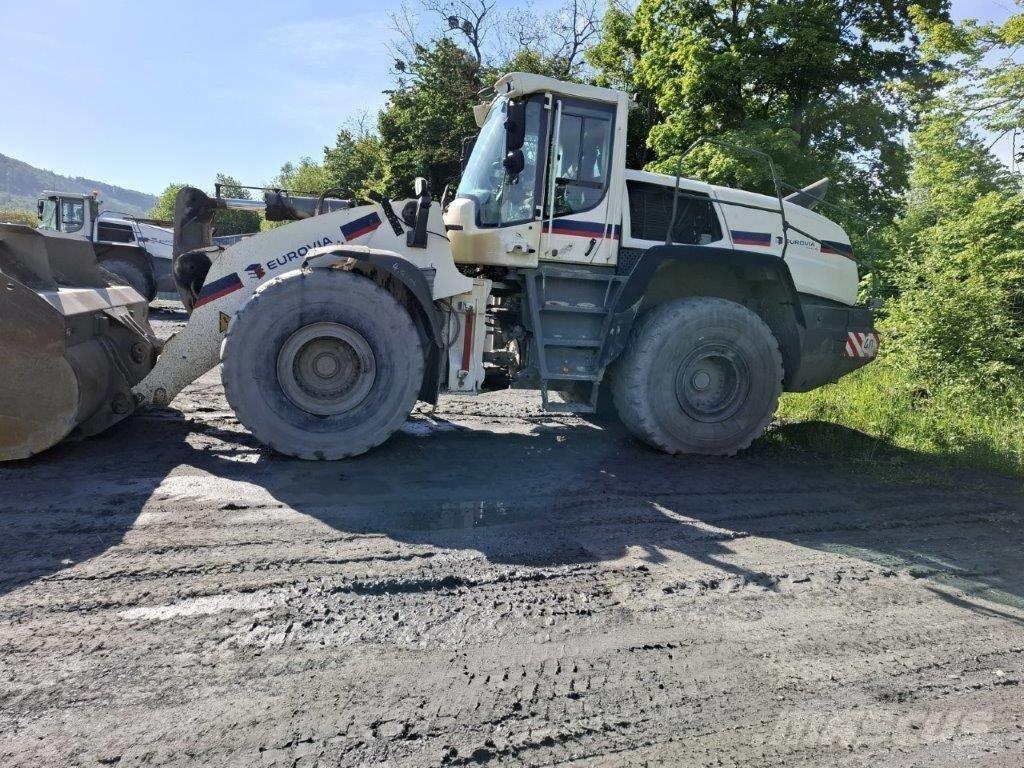 Liebherr L580XP Naudoti ratiniai krautuvai