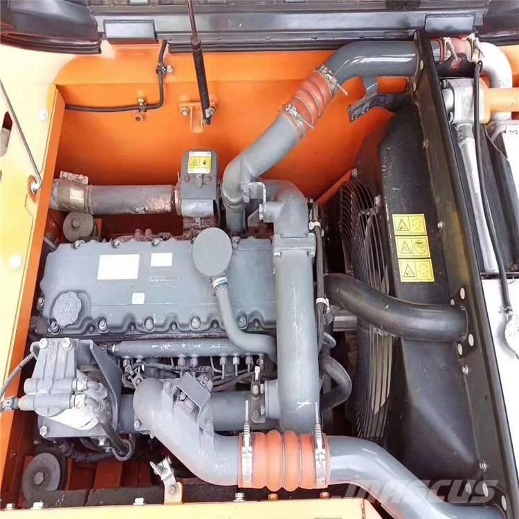 Doosan dx225 Vikšriniai ekskavatoriai