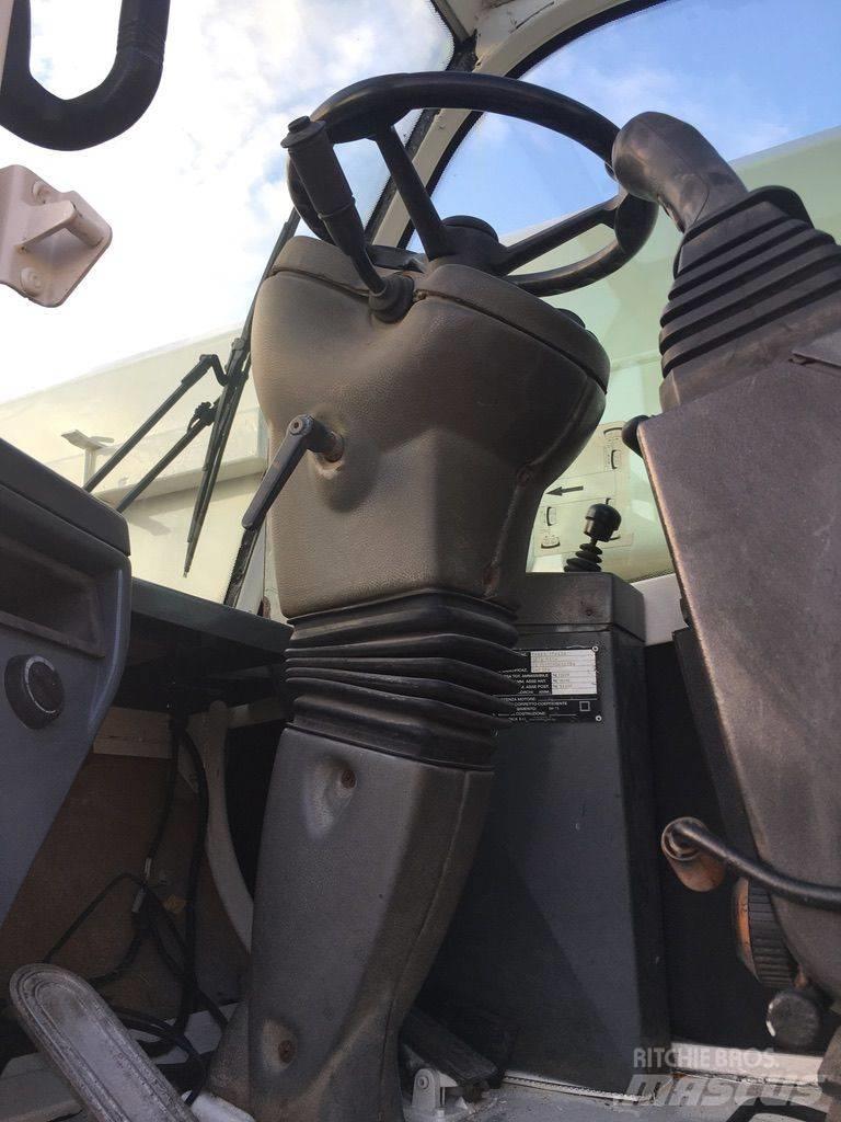 Terex A 450 Neapdoroto reljefo kranai
