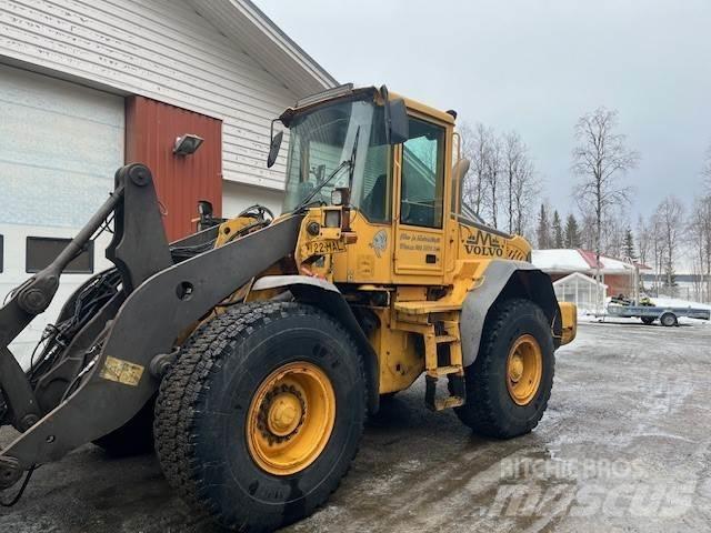 Volvo L90E Naudoti ratiniai krautuvai