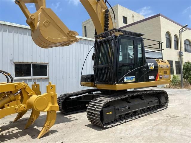 CAT 320 D Vikšriniai ekskavatoriai