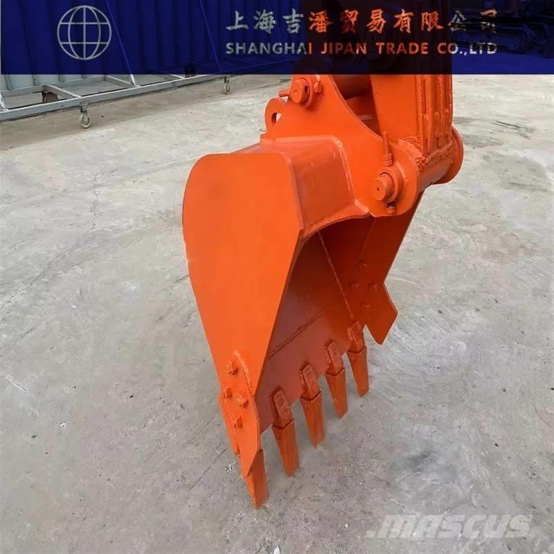 Doosan DH 80 Vikšriniai ekskavatoriai
