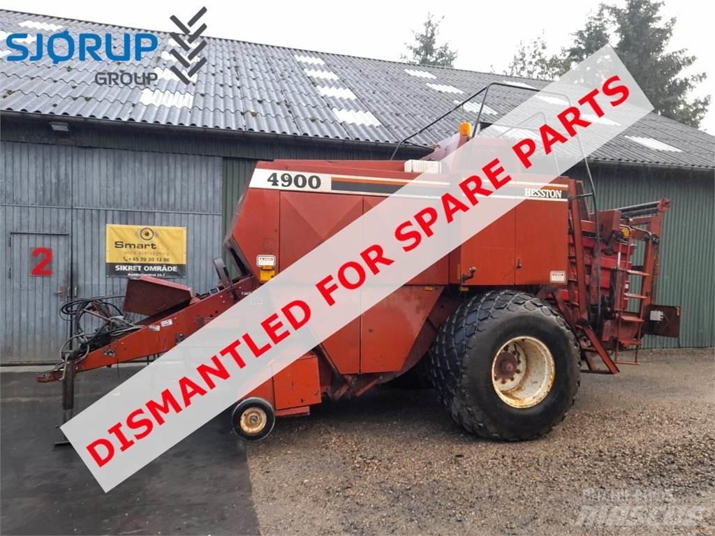 Hesston 4900 Traktoriai