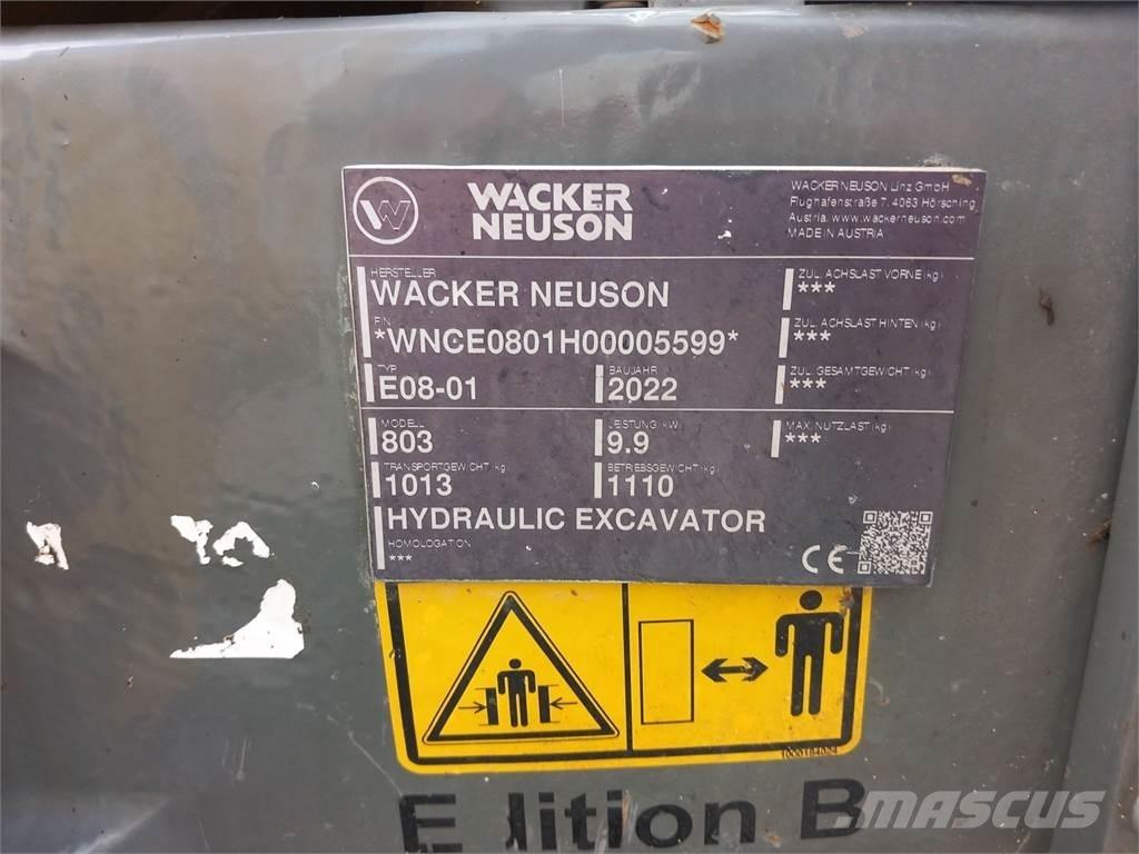 Wacker Neuson 803 Vikšriniai ekskavatoriai