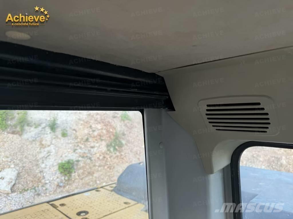 CAT 318DL Vikšriniai ekskavatoriai