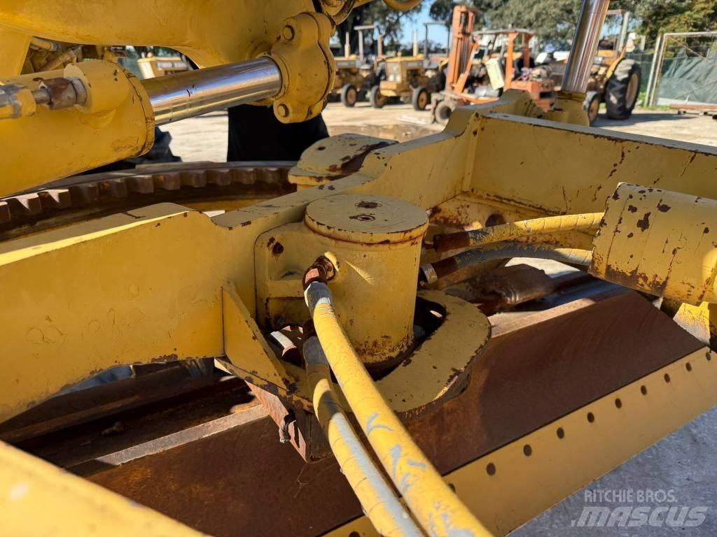 CAT 14 G Greideriai