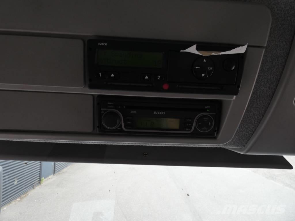 Iveco 90E 22 Sunkvežimiai su dengtu kėbulu