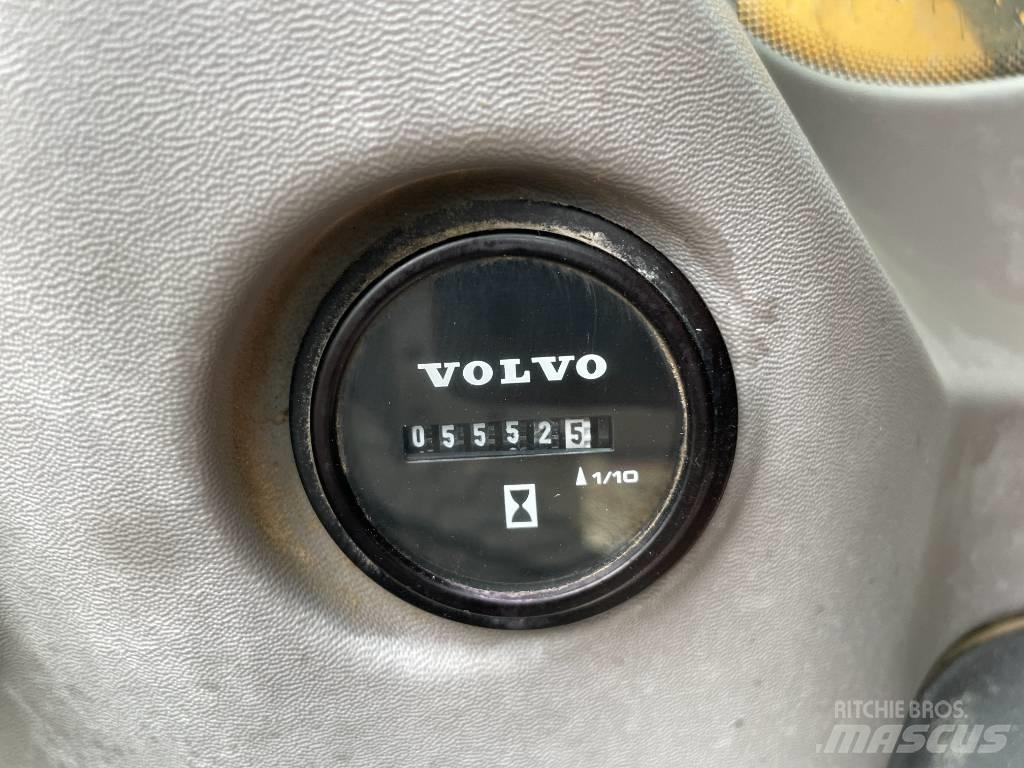 Volvo ECR 235 Vikšriniai ekskavatoriai