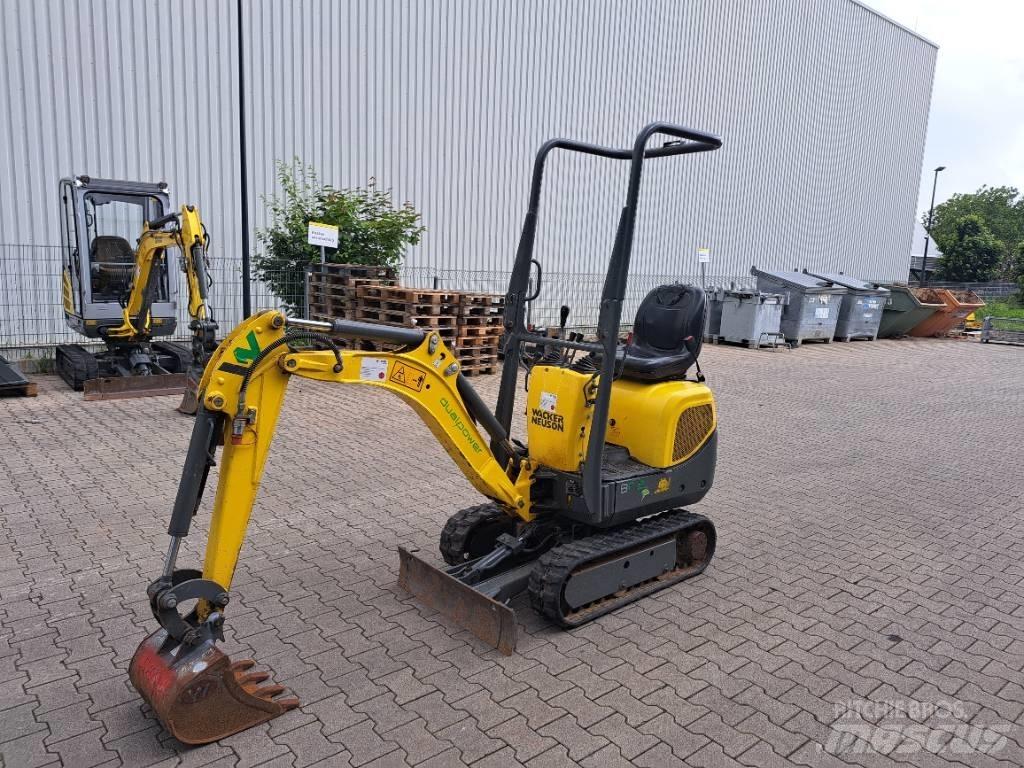 Wacker Neuson 803 Vikšriniai ekskavatoriai