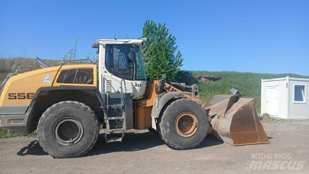 Liebherr L 556 Naudoti ratiniai krautuvai