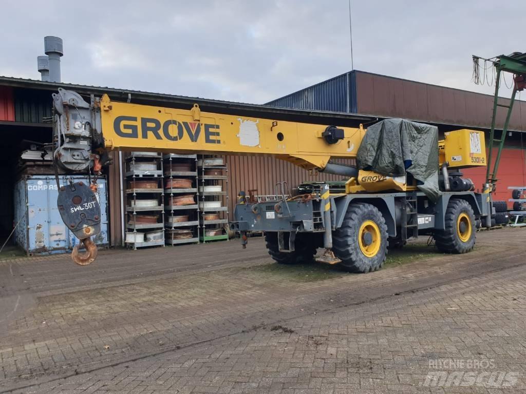 Grove RT 530 E-2 Neapdoroto reljefo kranai