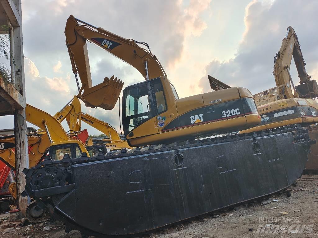 CAT 320 C Vikšriniai ekskavatoriai
