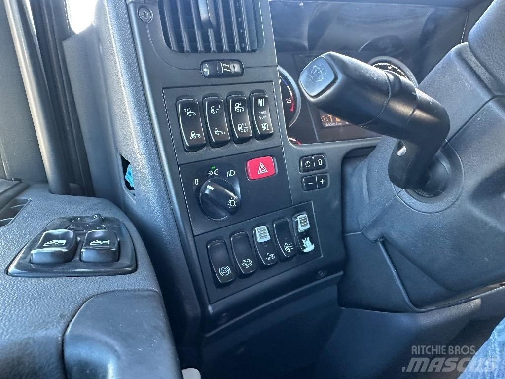 Scania P450 8x2*6 Sunkvežimiai su keliamuoju kabliu