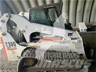 Bobcat T300 Krautuvai su šoniniu pasukimu