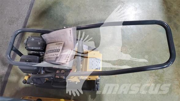 Bomag BVP10/36 Velkami vibraciniai volai