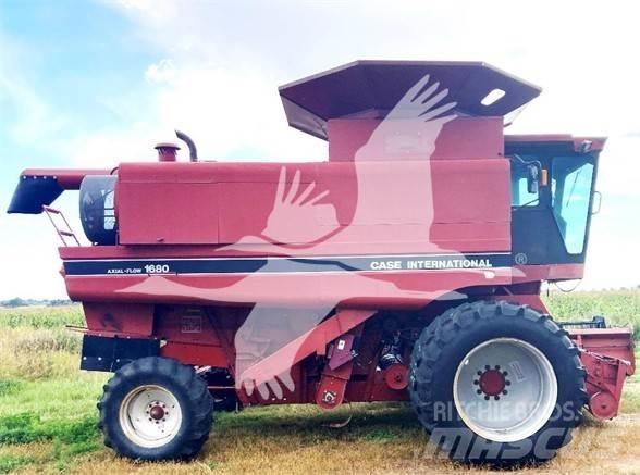 Case IH 1680 Derliaus nuėmimo kombainai