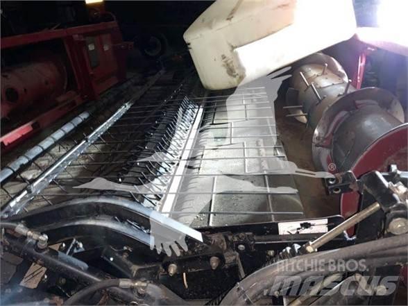 Case IH 2015 Derliaus nuėmimo kombainų galvos