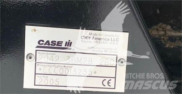 Case IH 2042 Derliaus nuėmimo kombainų galvos