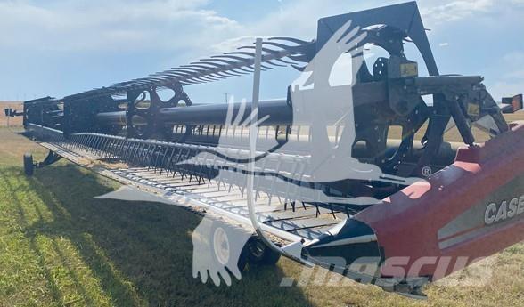 Case IH 2152 Derliaus nuėmimo kombainų galvos