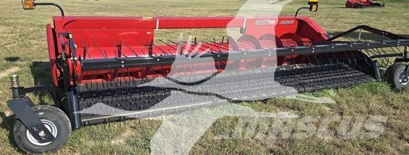 Case IH 3016 Derliaus nuėmimo kombainų galvos