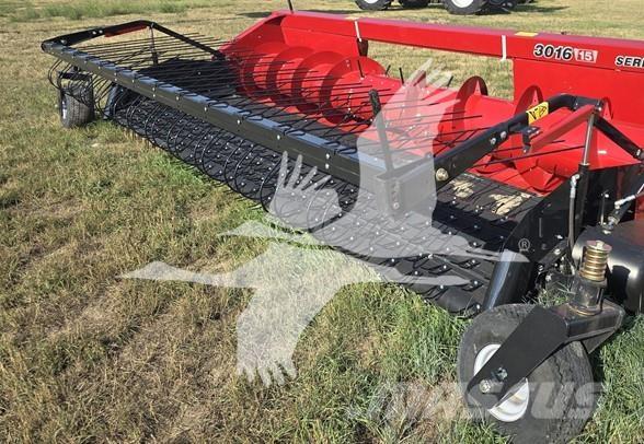 Case IH 3016 Derliaus nuėmimo kombainų galvos