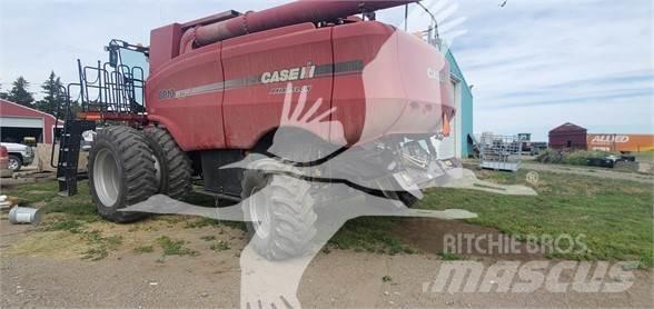 Case IH 8010 Derliaus nuėmimo kombainai