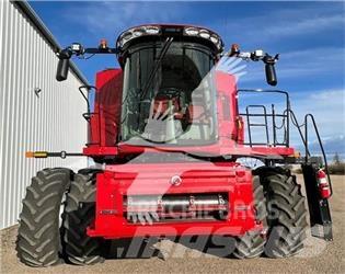 Case IH 8250 Derliaus nuėmimo kombainai