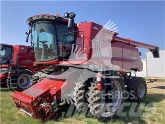 Case IH 8250 Derliaus nuėmimo kombainai