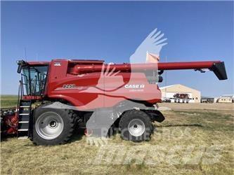 Case IH 8250 Derliaus nuėmimo kombainai