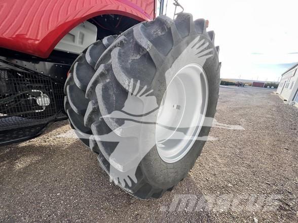 Case IH 8250 Derliaus nuėmimo kombainai