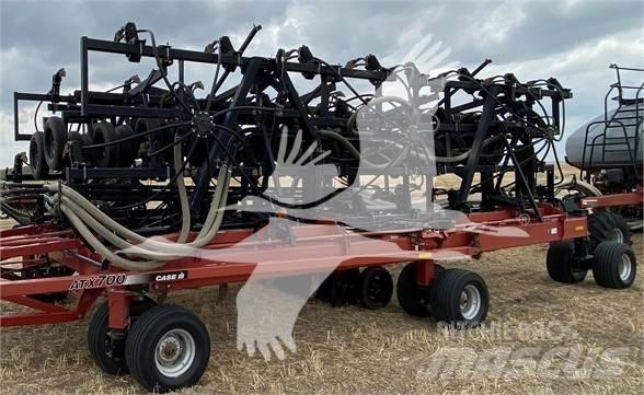 Case IH ATX700 Sėjimo technika