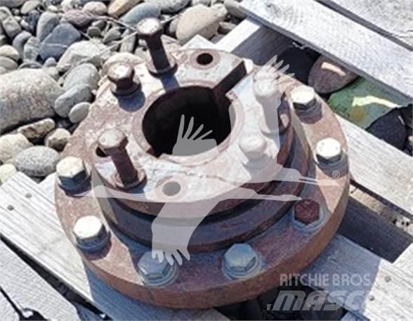 Case IH HUBS Statyba - Kita