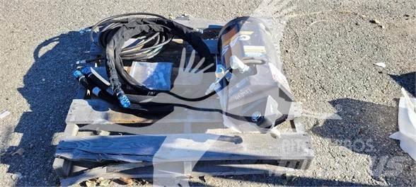CASE X5075H200 Kiti naudoti statybos komponentai