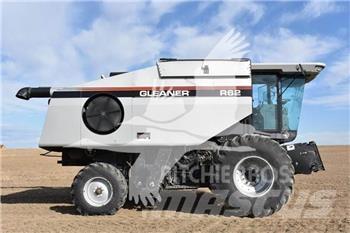 Gleaner R62 Derliaus nuėmimo kombainai