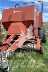 Hesston 4910 Stačiakampių ryšulių presai