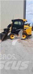 JCB 3TS-8W Krautuvai su šoniniu pasukimu