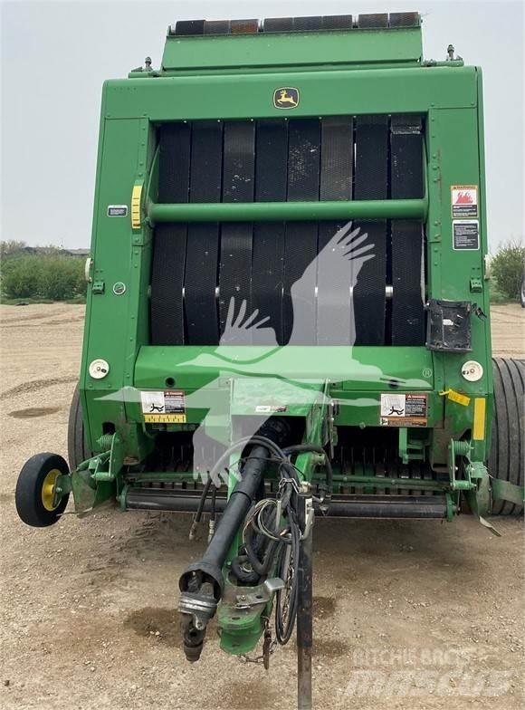 John Deere 568 Ritinių presai
