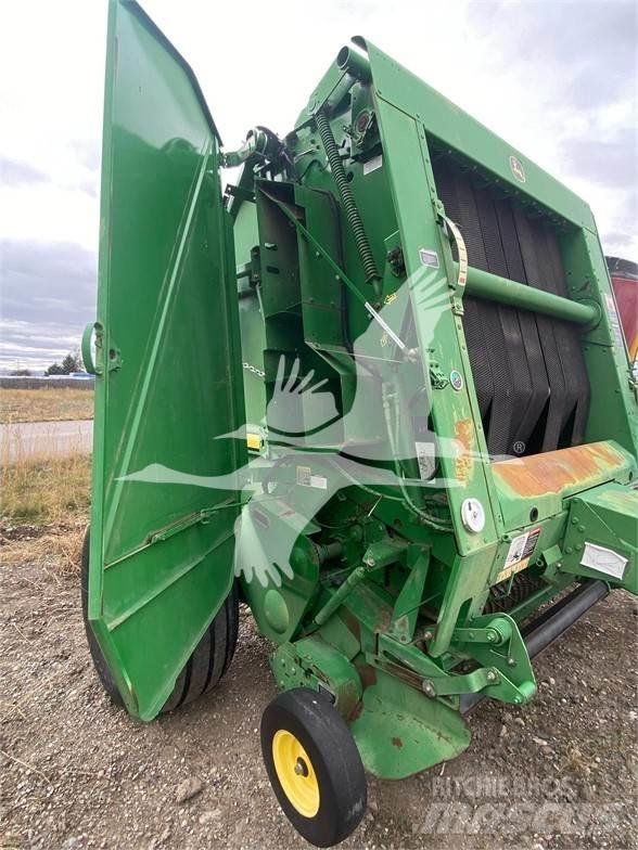 John Deere 568 Ritinių presai