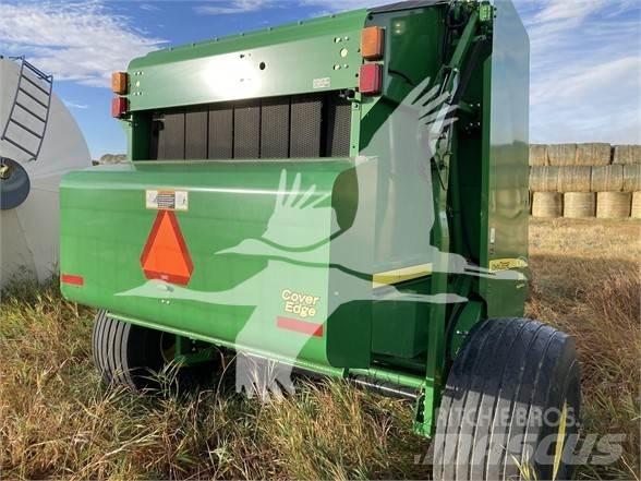 John Deere 569 Ritinių presai