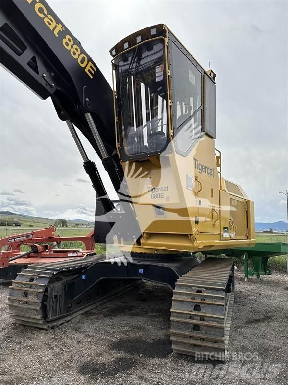 Tigercat 880E Strėliniai krautuvai