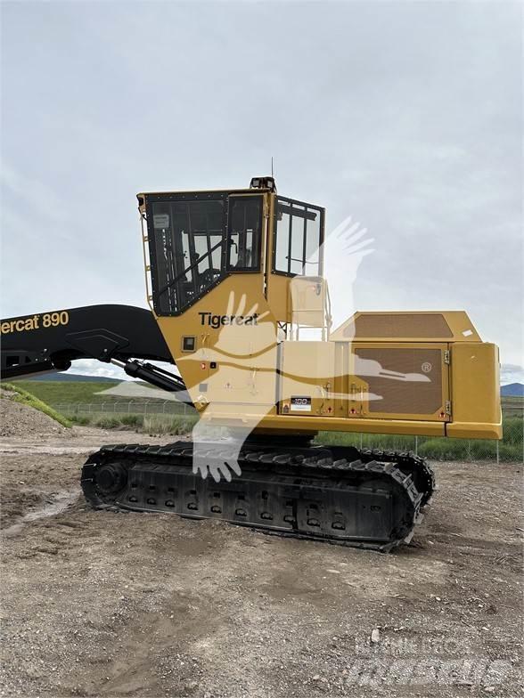 Tigercat 890 Strėliniai krautuvai