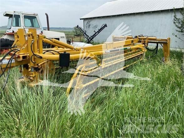 Vermeer R2800 Šieno grėbliai ir vartytuvai