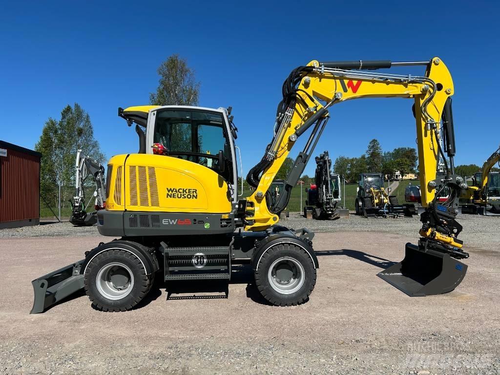 Wacker Neuson EW65 Ratiniai ekskavatoriai