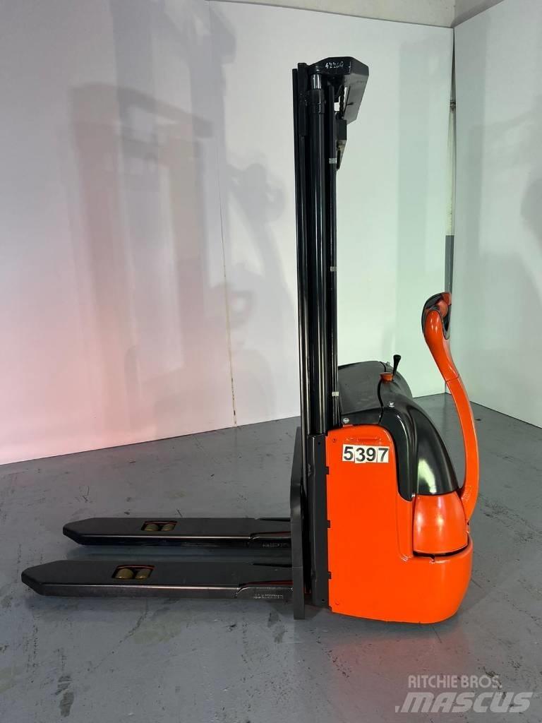 Linde L10 Rankiniai vėžimėliai