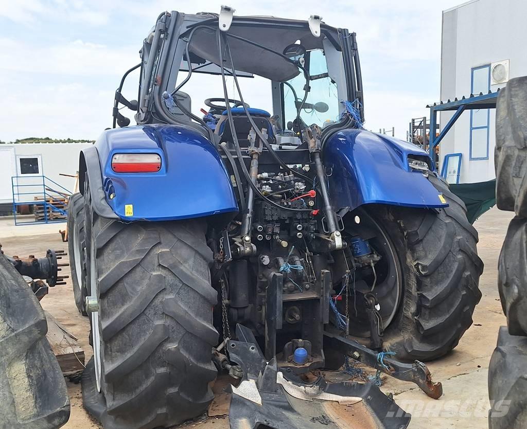 New Holland T 7.270 Traktoriai