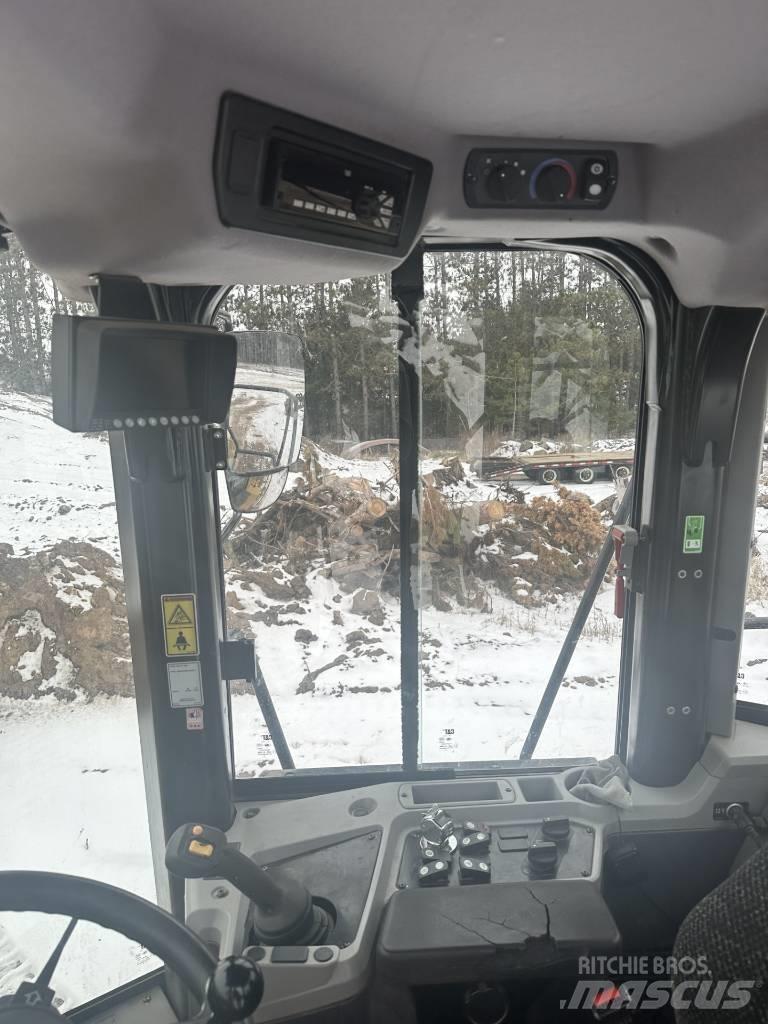 CAT 950 Naudoti ratiniai krautuvai