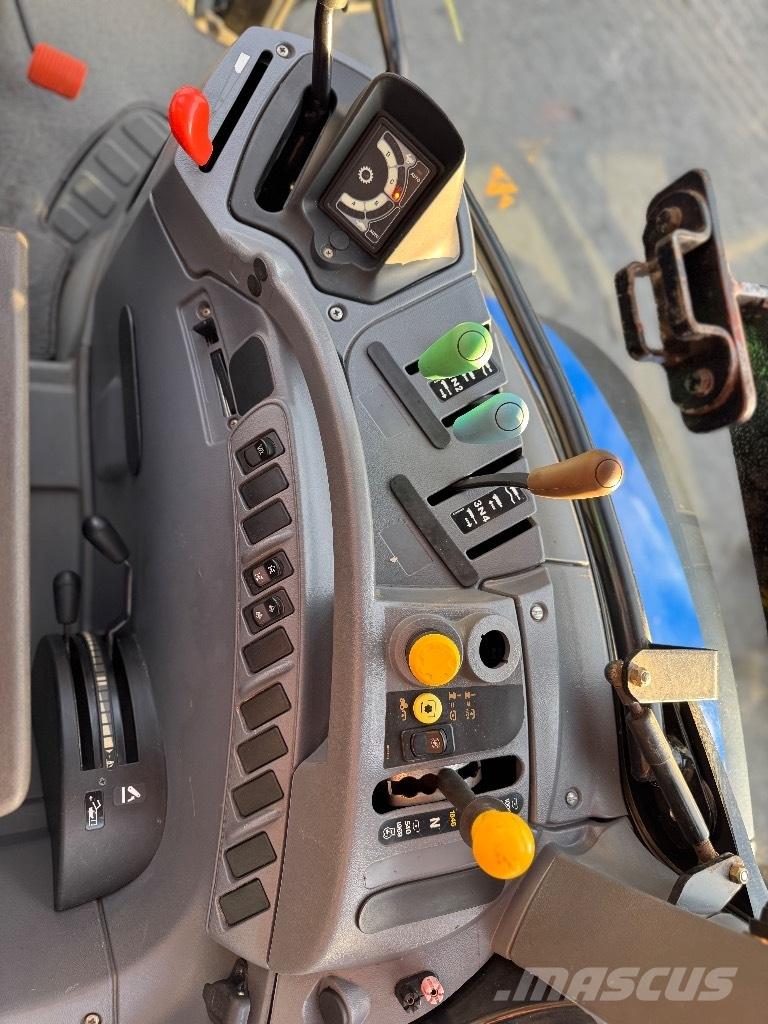 New Holland T 6030 Traktoriai