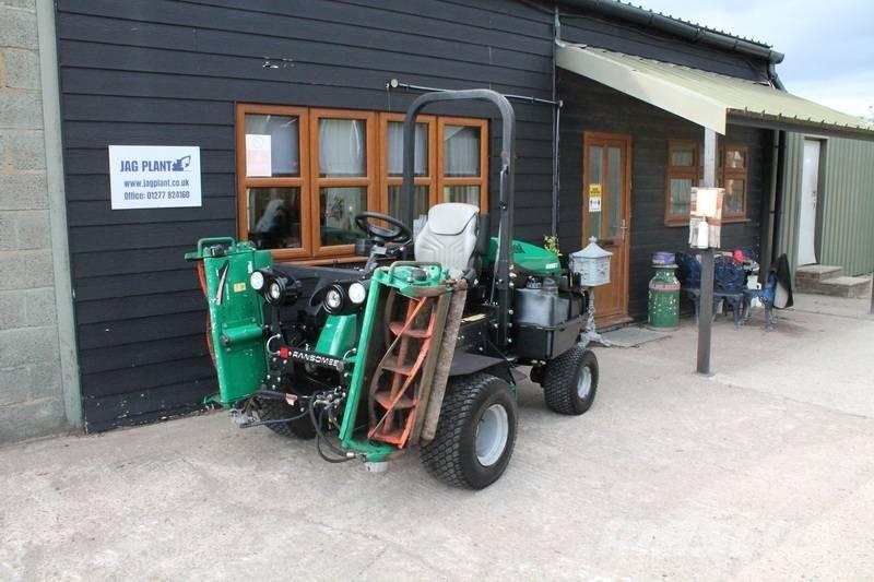Ransomes Parkway3 Sodo traktoriukai-vejapjovės