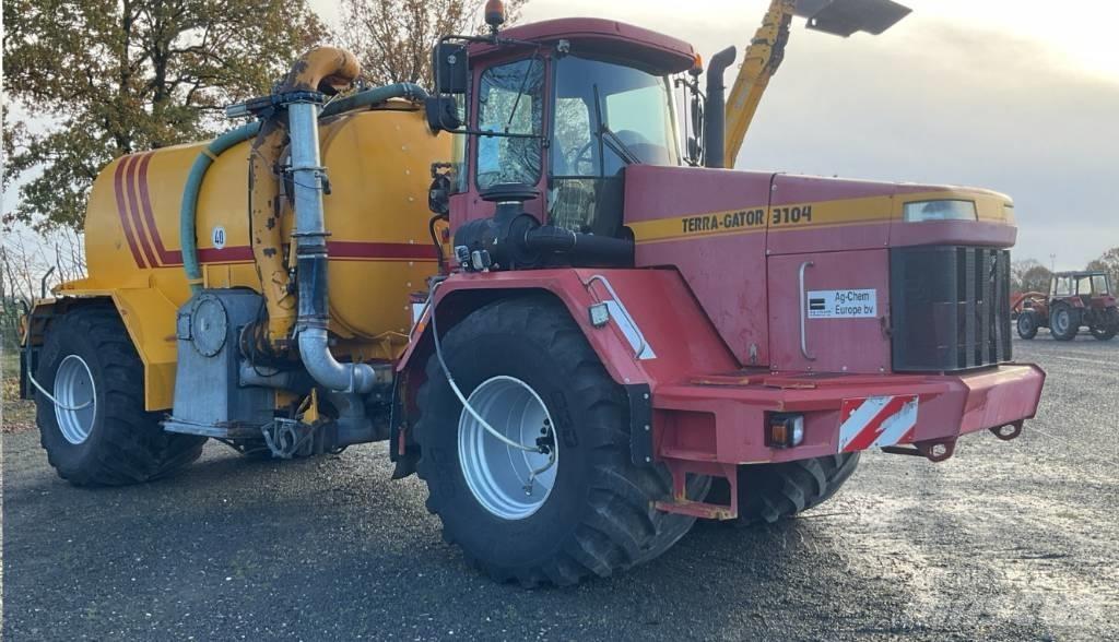 TerraGator TG 3104 Kita tręšimo technika