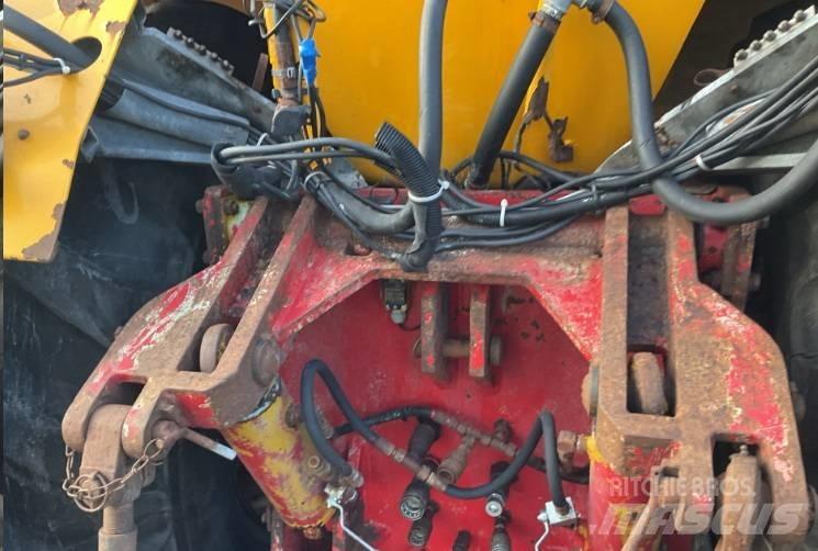 TerraGator TG 3104 Kita tręšimo technika